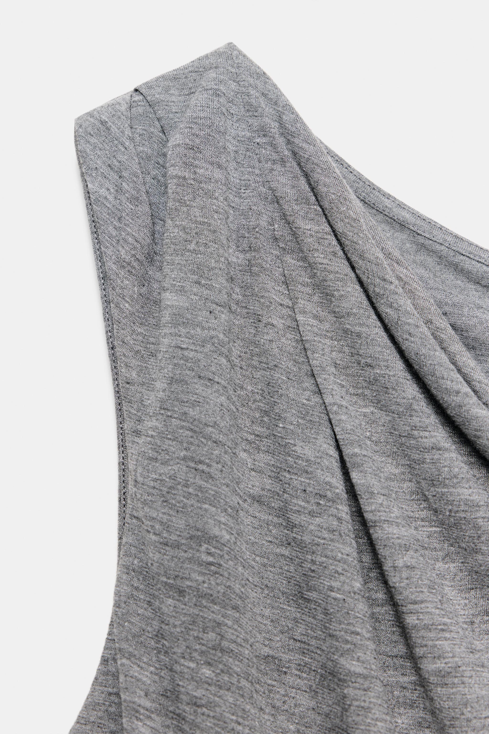 TOP ASYMÉTRIQUE DRAPÉ.
